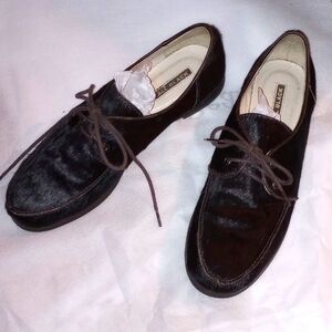 All Black Brand Designer Fur Skin Women's Oxford Shoes. Size 7 1/2. Brown Fur